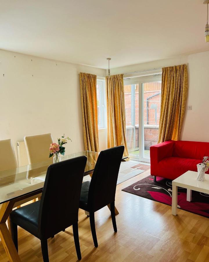 Modern 2Bed 2Bath Ground Floor Apartment Edimburgo Exterior foto